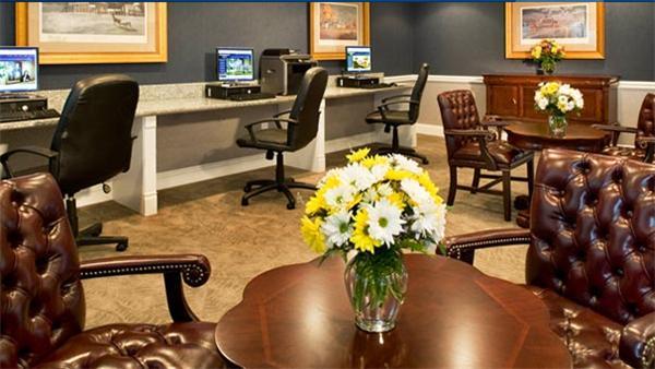 Washington Suites Alexandria Buitenkant foto